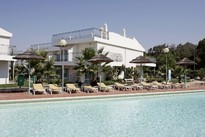 Bay Side Salgados Golf&Beach Resort  3* 